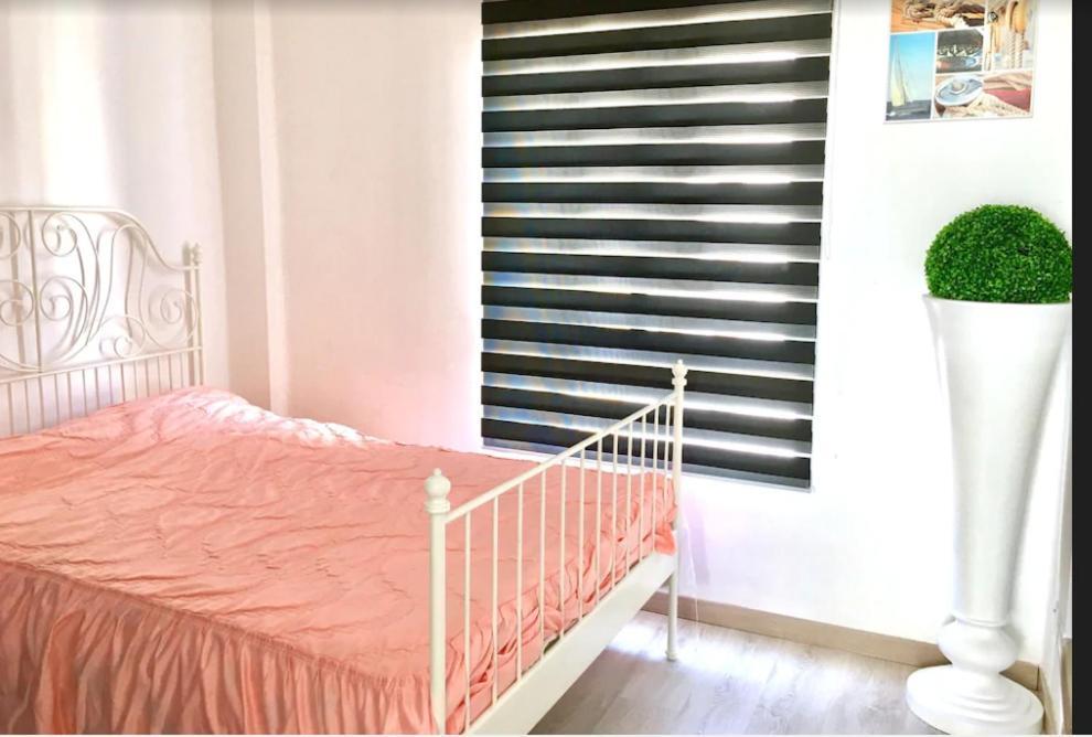 Oyo Guest House Duc De Gaeta Valensiya Dış mekan fotoğraf