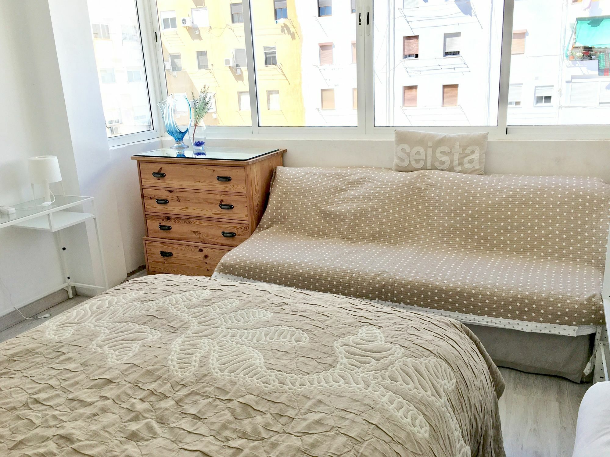 Oyo Guest House Duc De Gaeta Valensiya Dış mekan fotoğraf